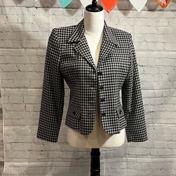 Norton McNaughton, Petite Blazer - Picture 1 of 10